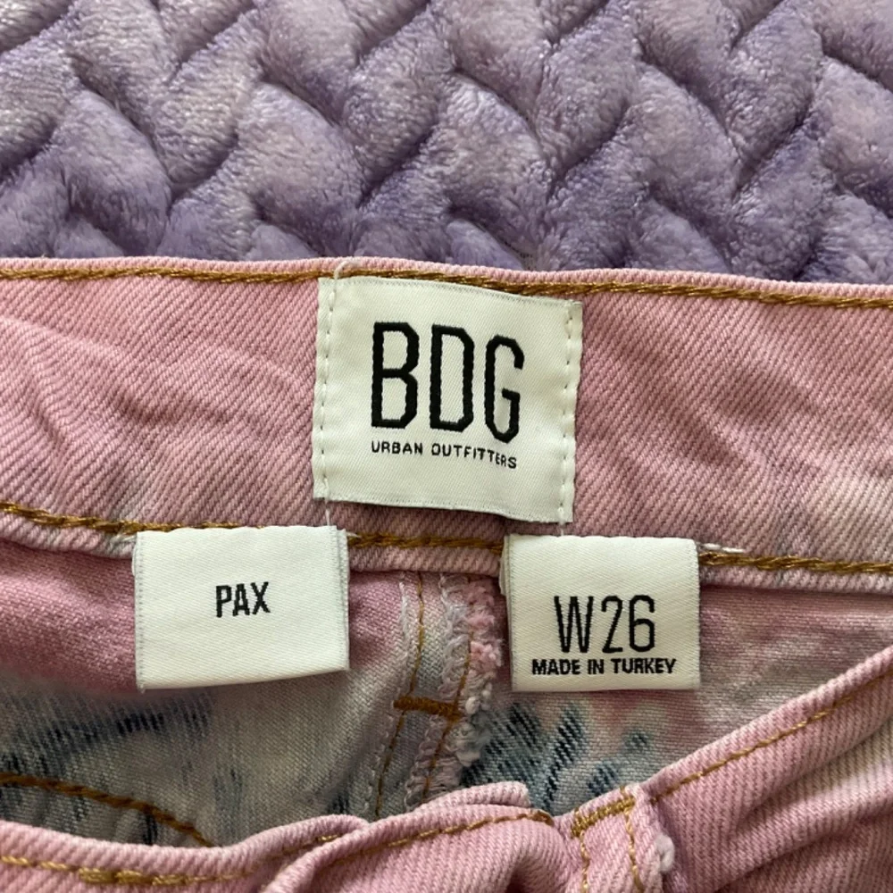 BDG pax tie